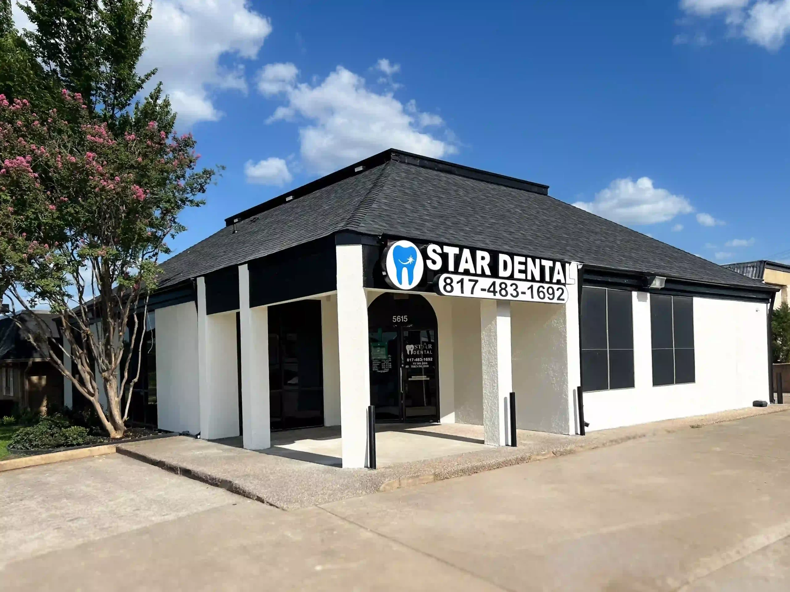 Exterior of Star Dental Arlington
